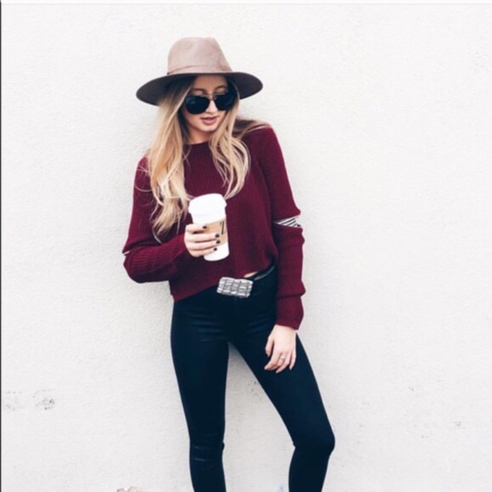 LF stores zipper sleeve sweater cropped